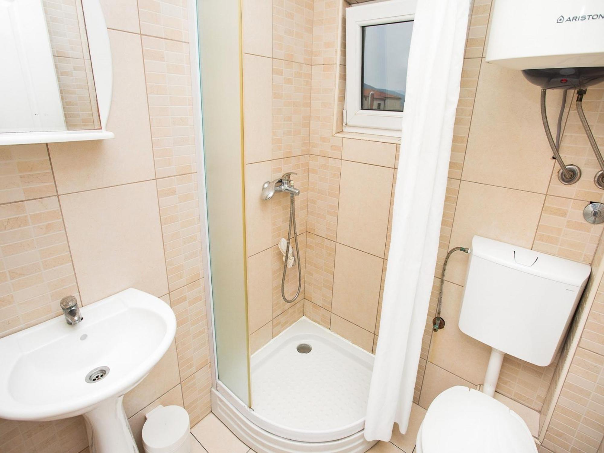 Apartments Mik5 - Famous Beach Jaz Budva Eksteriør billede