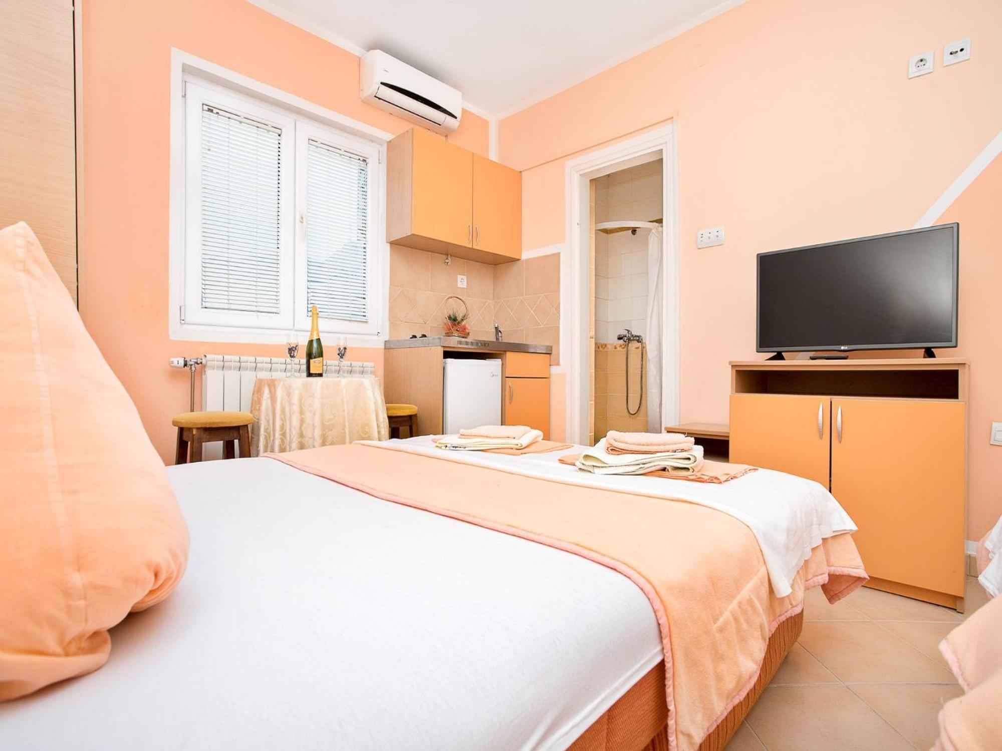 Apartments Mik5 - Famous Beach Jaz Budva Værelse billede